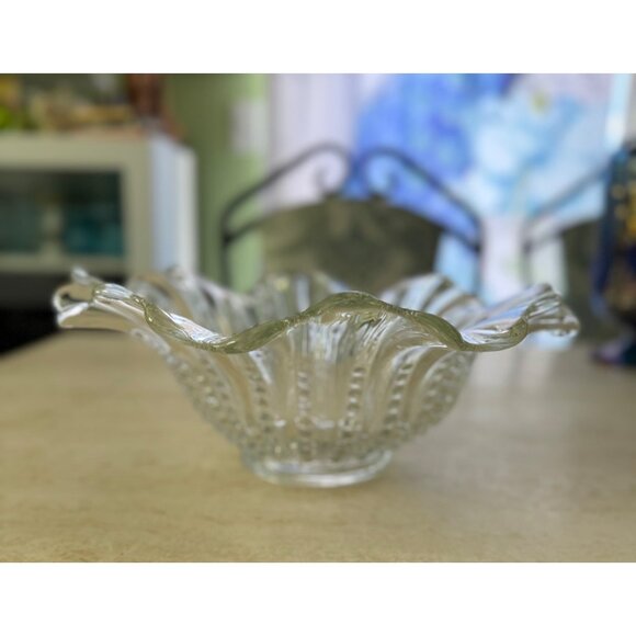 Vintage Clear Pressed Glass Ruffled Edge Bowl With Hobnail Design - Picture 7 of 10